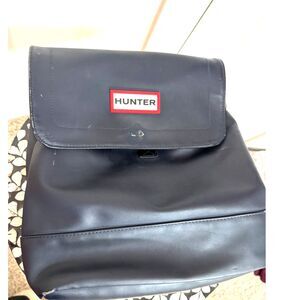 Hunter x Target Navy Blue Rubberized Backpack - One Size 🎒🌧️